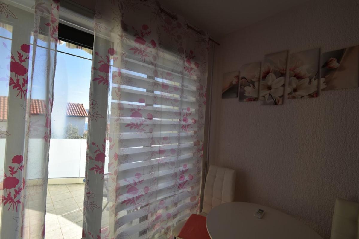 Denjak Apartments Kornić Екстериор снимка
